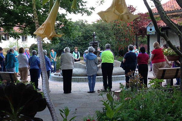 Fountain Singing Group